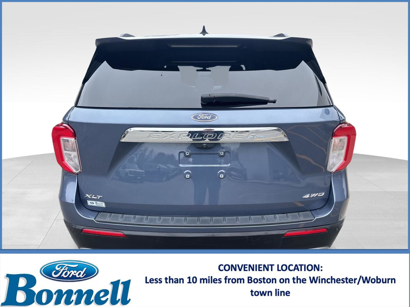 Certified 2021 Ford Explorer XLT w/ Equipment Group 202A image 4