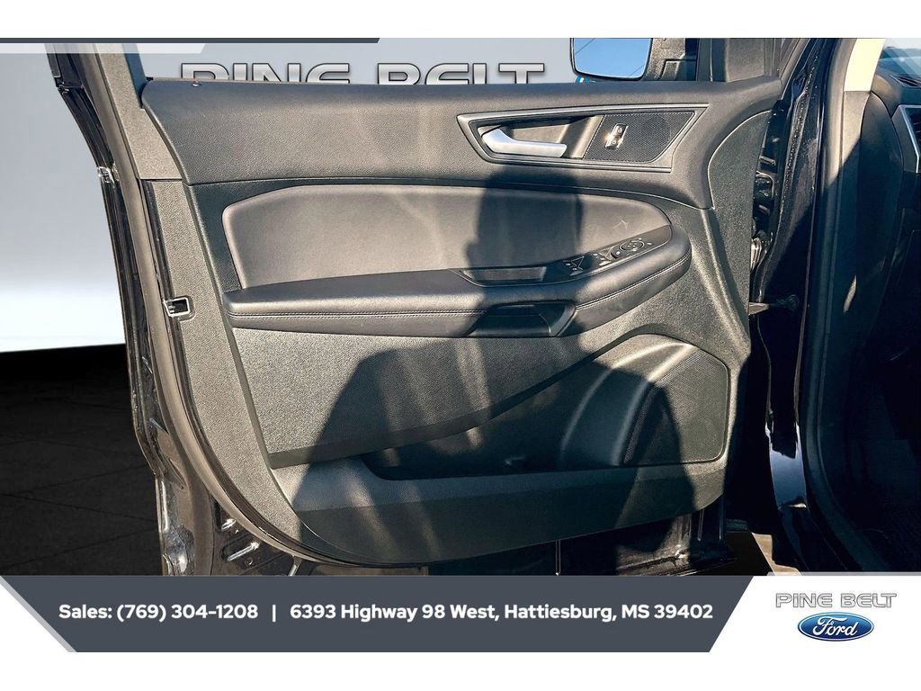 Certified 2023 Ford Edge SE image 17
