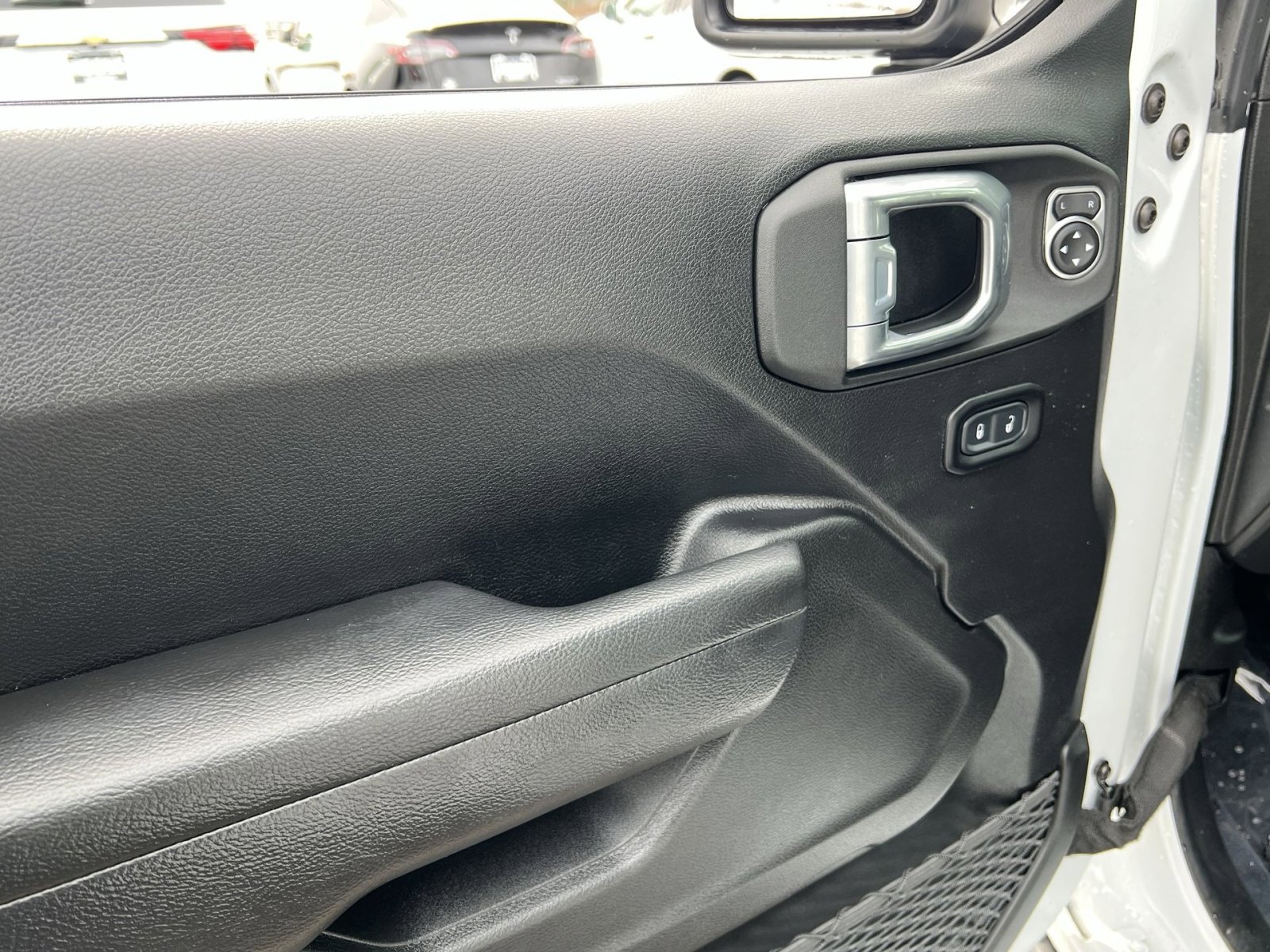 Used 2023 Jeep Wrangler Unlimited Rubicon 4xe w/ Cold Weather Group image 15