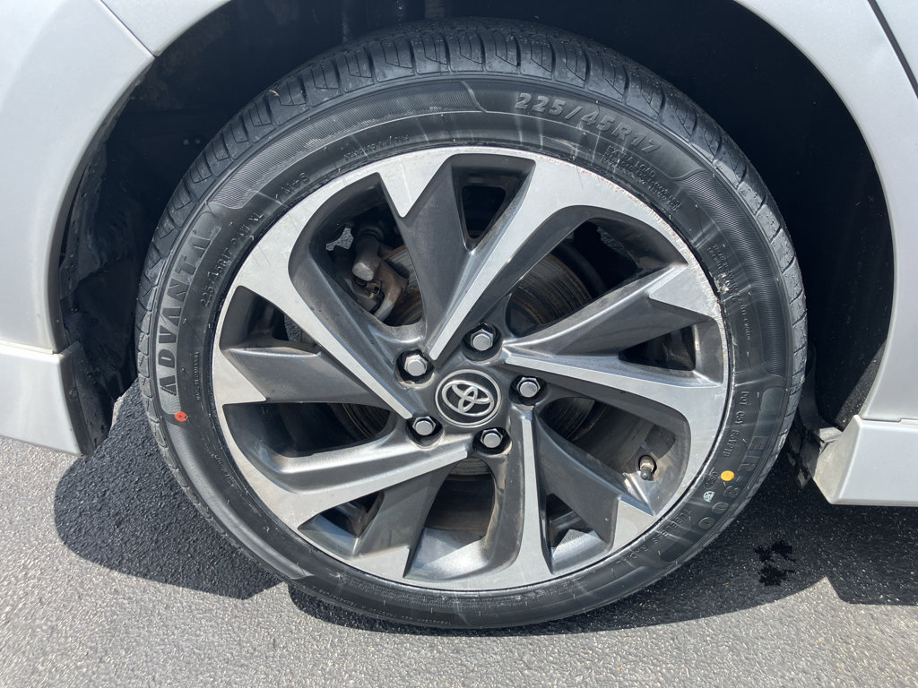 Used 2017 Toyota Corolla iM FWD image 9