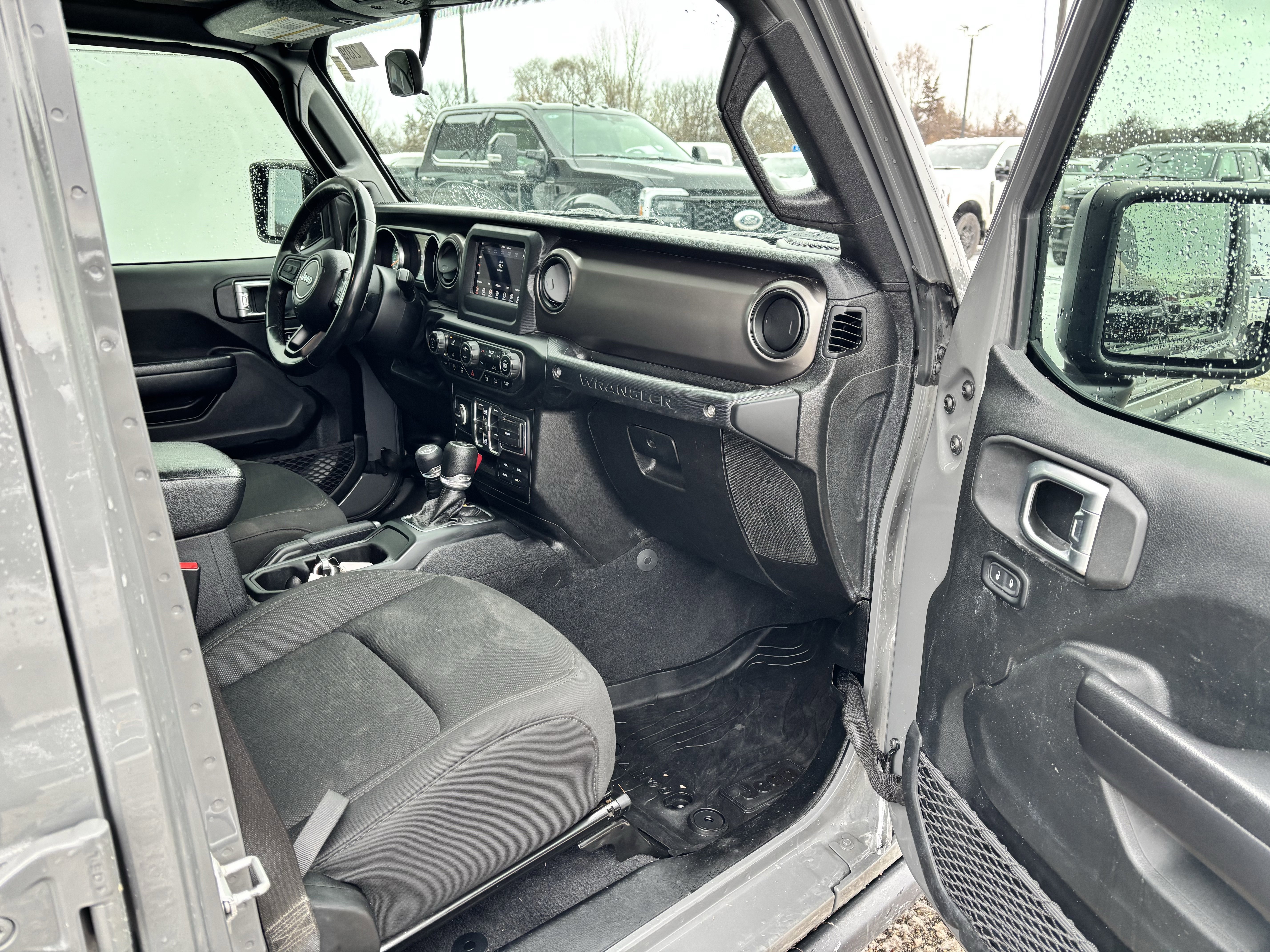 Used 2020 Jeep Wrangler Unlimited Sport image 19