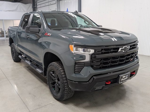 Used 2025 Chevrolet Silverado 1500 LT Trail Boss w/ Protection Package image 5