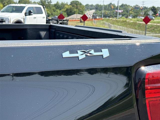 Used 2025 GMC Sierra 1500 SLT AWD/4WD image 10