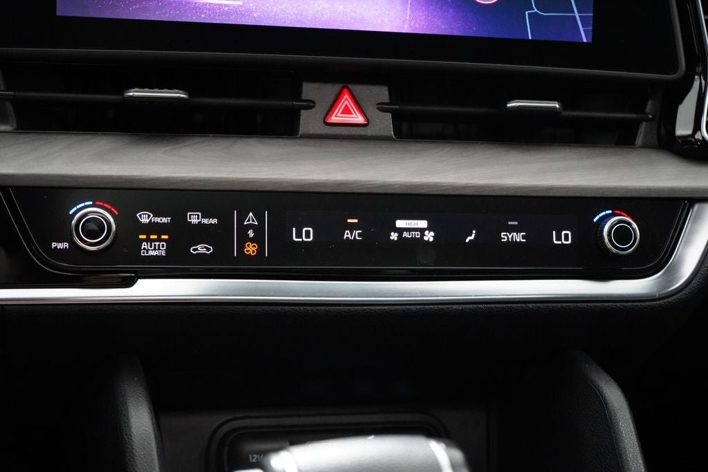 Used 2025 Kia Sportage X-Line w/ Premium Package AWD/4WD image 27