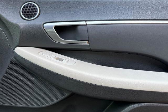Used 2023 Hyundai Sonata SEL image 18