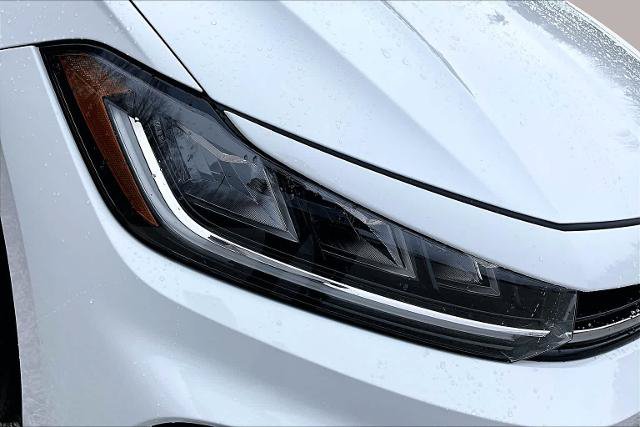 Used 2025 Volkswagen Jetta Sport FWD image 27