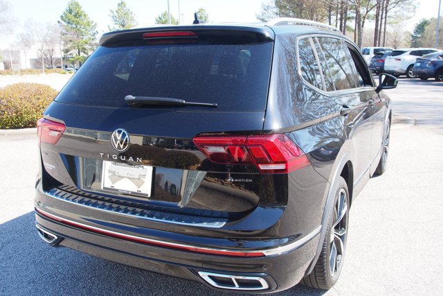 Used 2022 Volkswagen Tiguan SEL R-Line AWD/4WD image 8