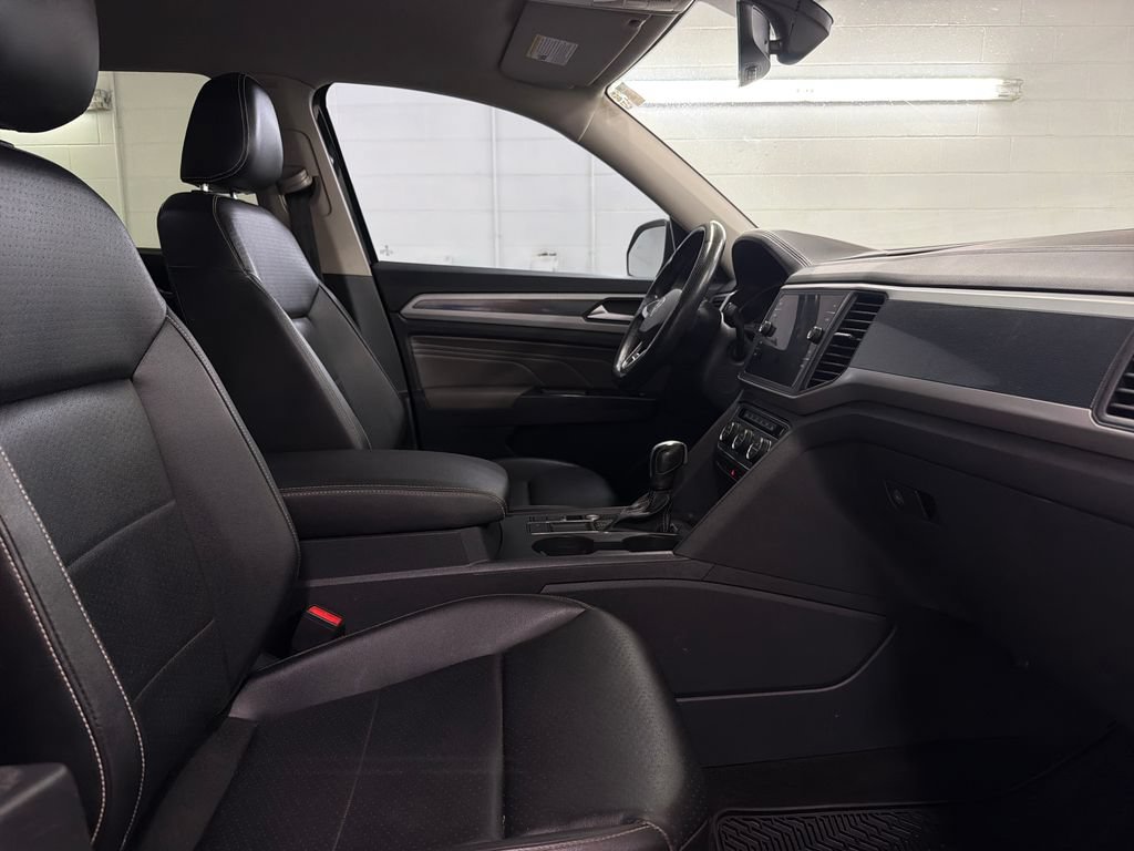 Used 2021 Volkswagen Atlas SE w/ Towing Package FWD image 28