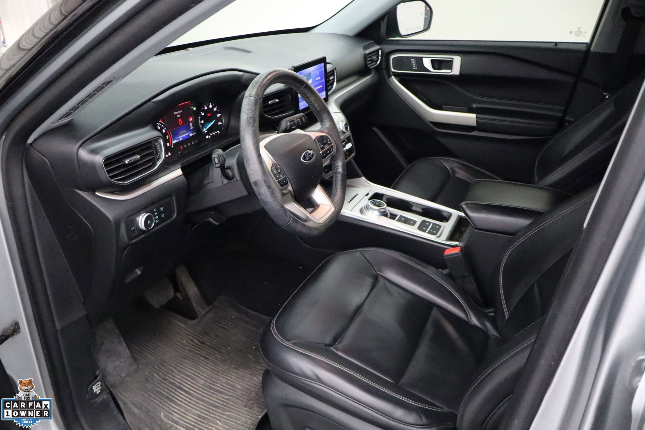 Certified 2021 Ford Explorer XLT w/ Equipment Group 202A image 24