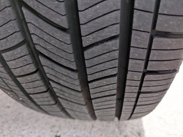 Certified 2025 Ford Explorer ST-Line image 12