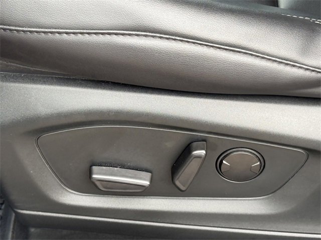 Certified 2023 Ford Explorer XLT w/ Equipment Group 202A image 7