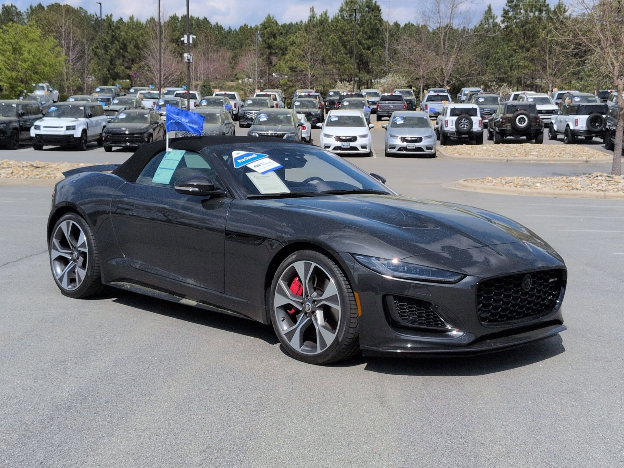 Used 2024 Jaguar F-TYPE R-Dynamic image 9