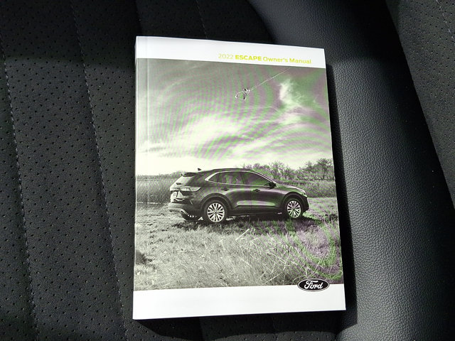 Certified 2022 Ford Escape SEL w/ SEL Stealth AWD Package image 27