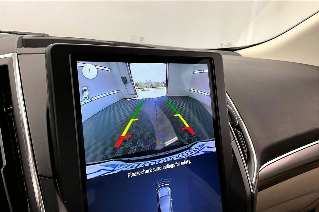 Certified 2024 Ford Edge Titanium w/ Equipment Group 301A image 21