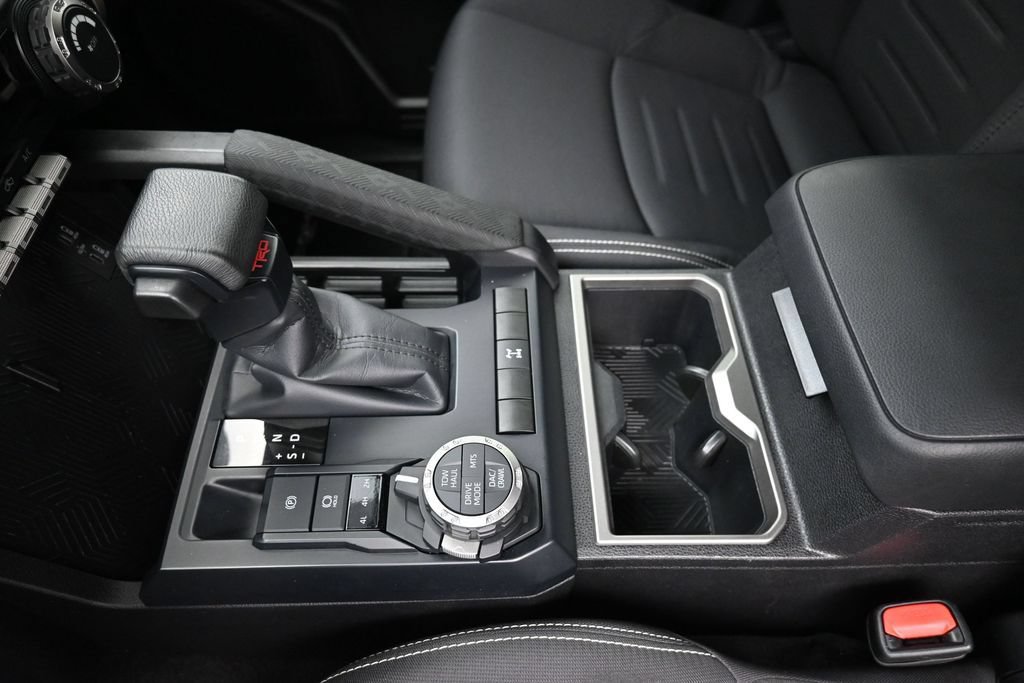 Used 2024 Toyota Tacoma TRD Off-Road AWD/4WD image 19