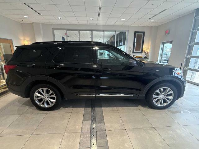 Certified 2023 Ford Explorer XLT AWD/4WD image 2