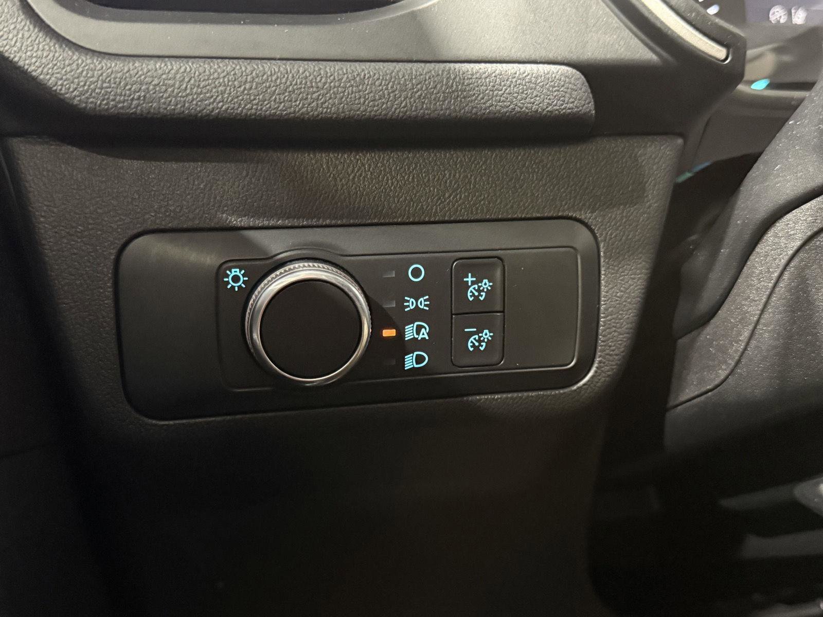 Certified 2022 Ford Escape SE AWD/4WD image 20