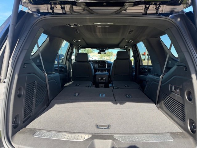 Used 2023 GMC Yukon Denali image 6