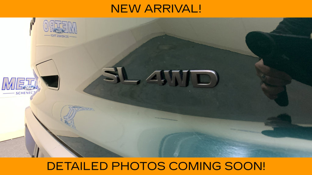 Used 2022 Nissan Pathfinder SL w/ SL Black Package AWD/4WD image 18