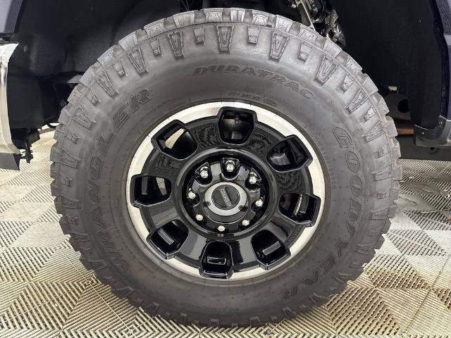 Certified 2025 Ford F250 Lariat w/ Tremor Off-Road Package AWD/4WD image 13