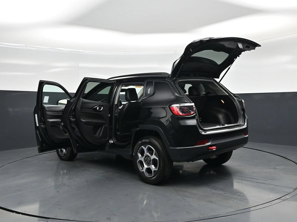 Used 2022 Jeep Compass Trailhawk AWD/4WD image 26