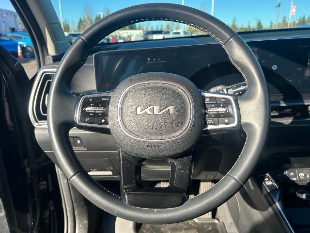 Used 2024 Kia Sorento S image 21