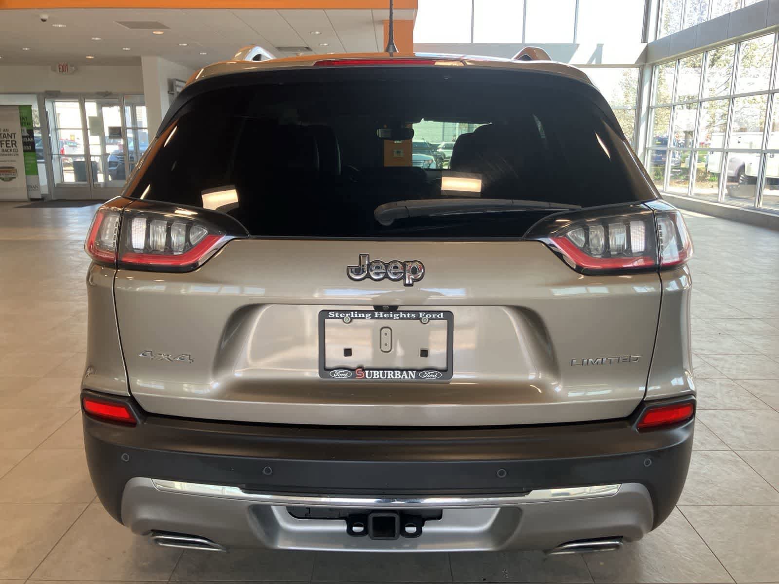 Used 2021 Jeep Cherokee Limited w/ Elite Package AWD/4WD image 6