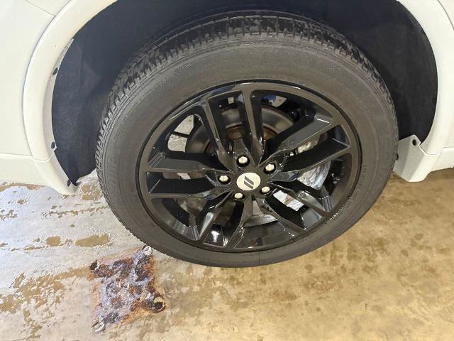 Used 2025 Dodge Durango R/T AWD/4WD image 28