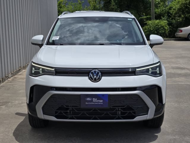 Used 2025 Volkswagen Taos SE AWD/4WD image 3