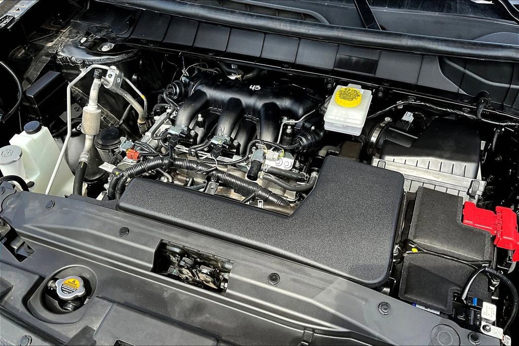 Used 2024 Nissan Pathfinder SV image 35