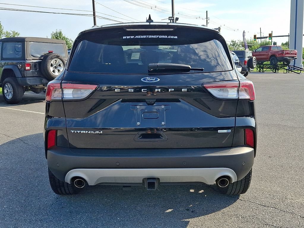 Certified 2020 Ford Escape Titanium AWD/4WD image 5