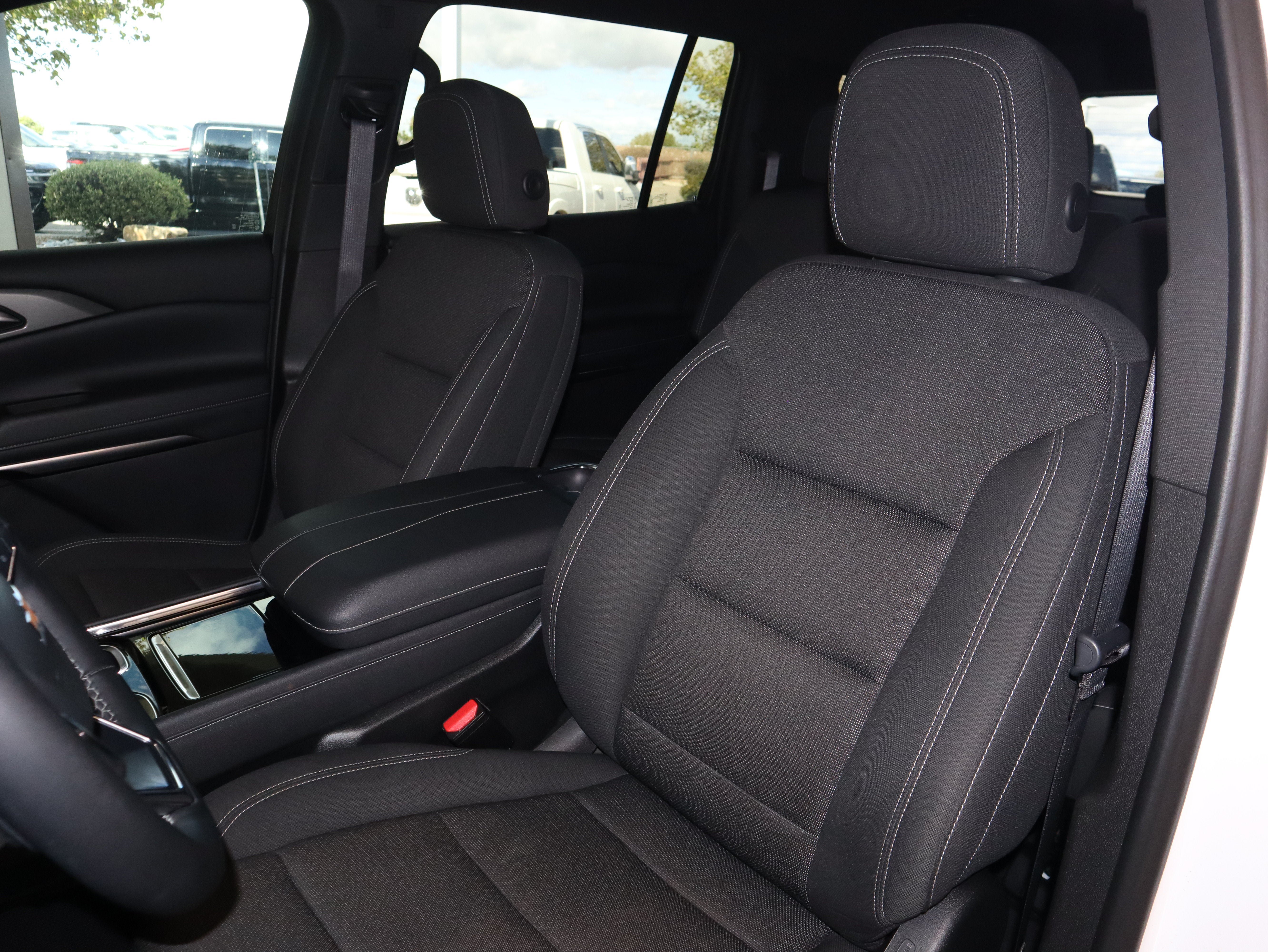 Used 2024 Chevrolet Traverse LT AWD/4WD image 31