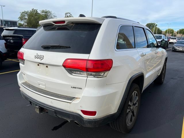 Used 2018 Jeep Grand Cherokee Limited w/ Luxury Group II AWD/4WD image 2
