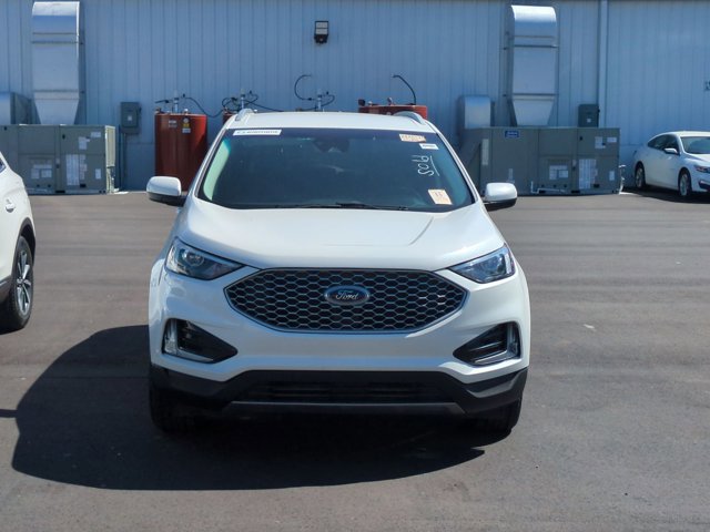 Certified 2023 Ford Edge SEL w/ Convenience Package AWD/4WD image 3