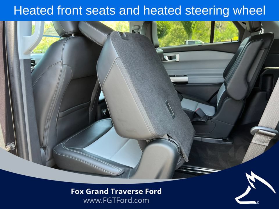 Certified 2022 Ford Explorer XLT w/ Equipment Group 202A AWD/4WD image 5