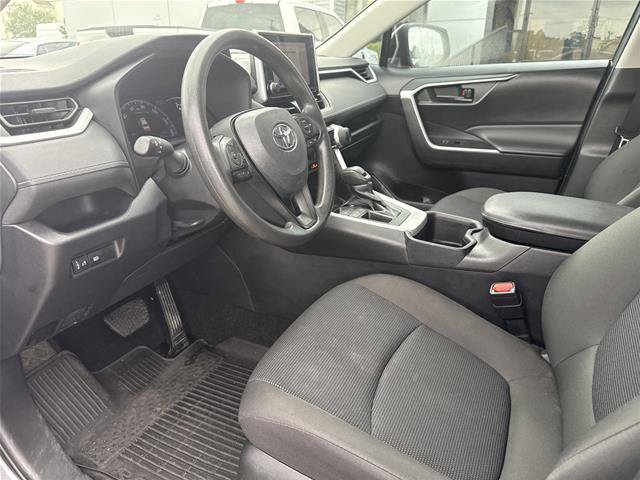 Used 2024 Toyota RAV4 LE FWD image 25