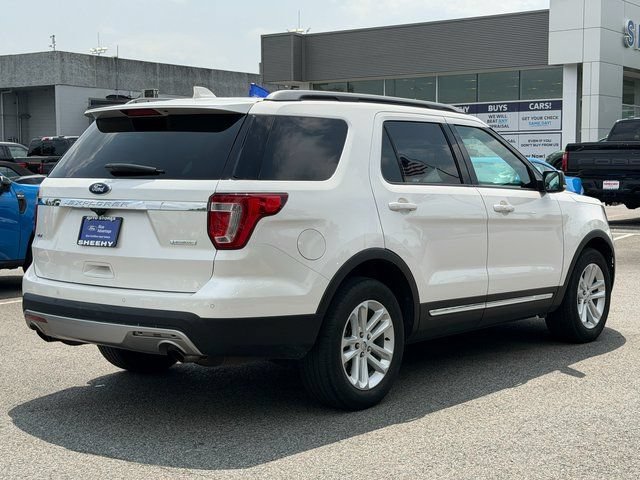 Certified 2017 Ford Explorer XLT w/ Equipment Group 202A FWD image 10