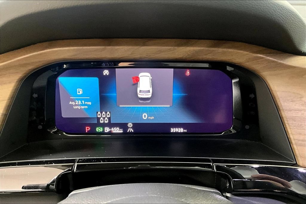 Used 2025 Volkswagen Atlas SE FWD image 16