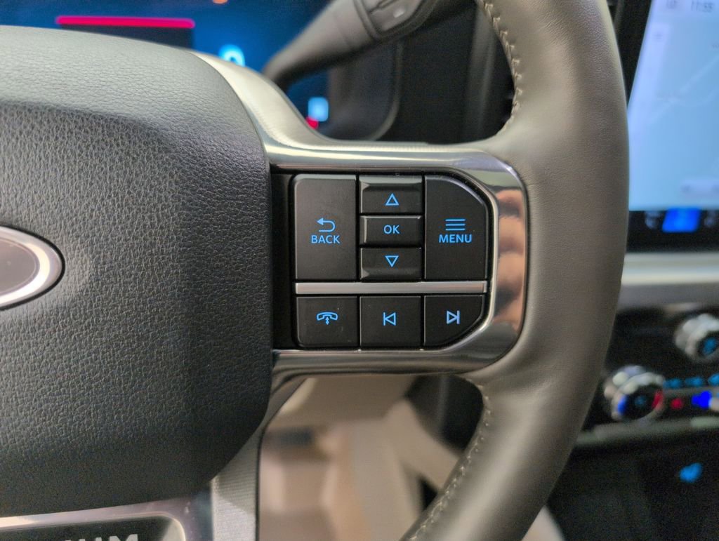 Certified 2025 Ford F450 Platinum w/ Platinum Plus Package image 28