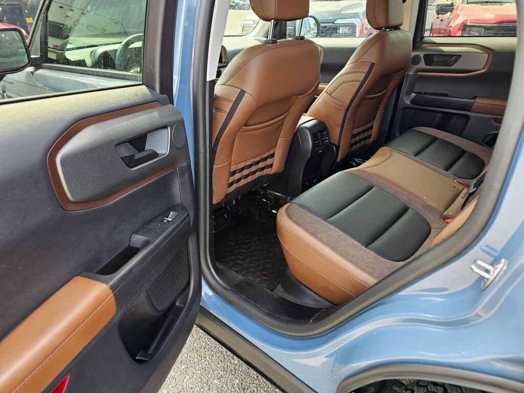 Certified 2025 Ford Bronco Sport Outer Banks w/ Sasquatch Outer Banks Package AWD/4WD image 17