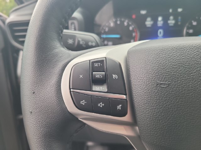 Certified 2024 Ford Explorer XLT AWD/4WD image 14
