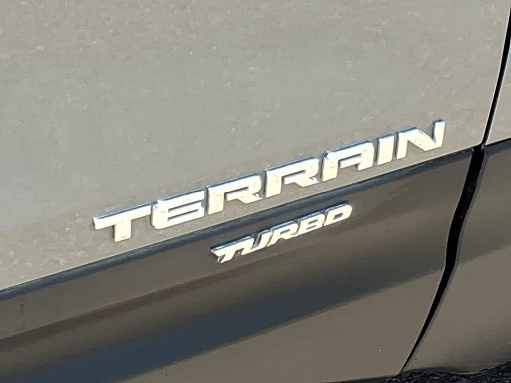 Used 2019 GMC Terrain SLE w/ Driver Convenience Package FWD image 3