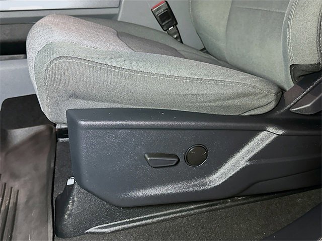 Certified 2024 Ford F250 XLT w/ FX4 Off-Road Package image 16