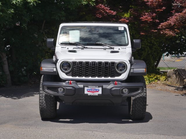 Used 2024 Jeep Wrangler Rubicon w/ Technology Group AWD/4WD image 32