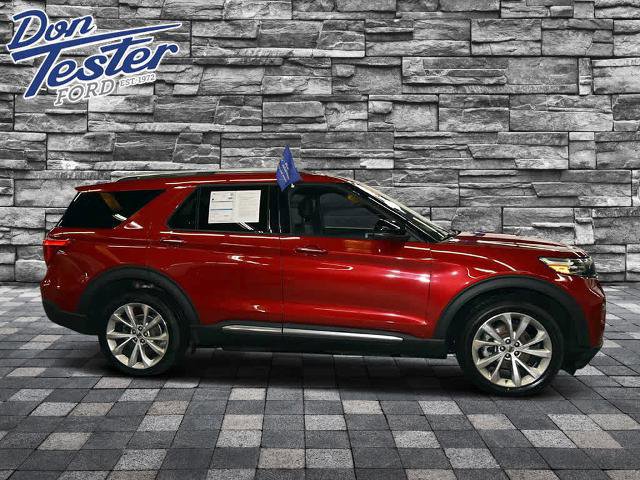 Certified 2023 Ford Explorer Platinum w/ Technology Package AWD/4WD image 6