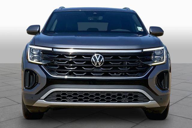 Used 2025 Volkswagen Atlas Cross Sport SE FWD image 4