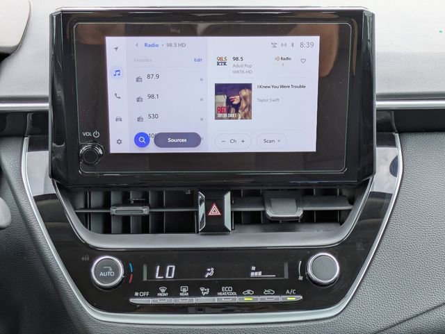 Used 2024 Toyota Corolla LE FWD image 17