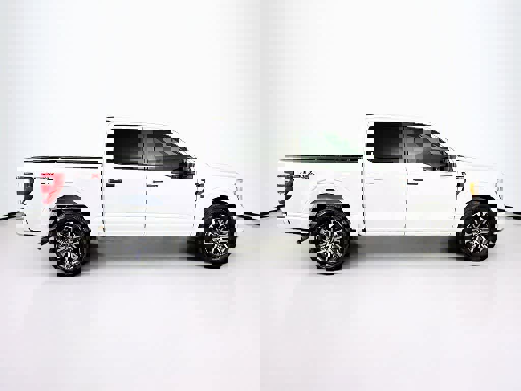 Certified 2022 Ford F150 XL w/ STX Appearance Package image 26