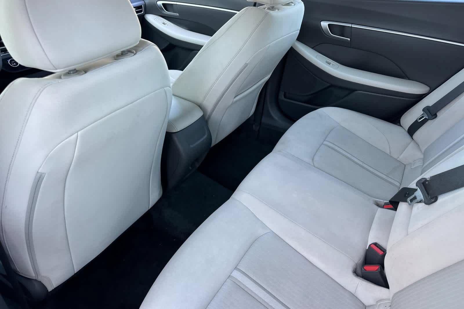 Used 2024 Hyundai Sonata SEL FWD image 4