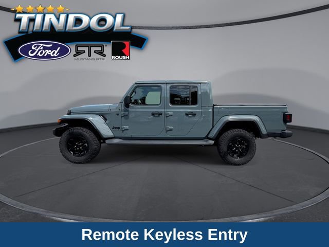 Used 2024 Jeep Gladiator Sport AWD/4WD image 5
